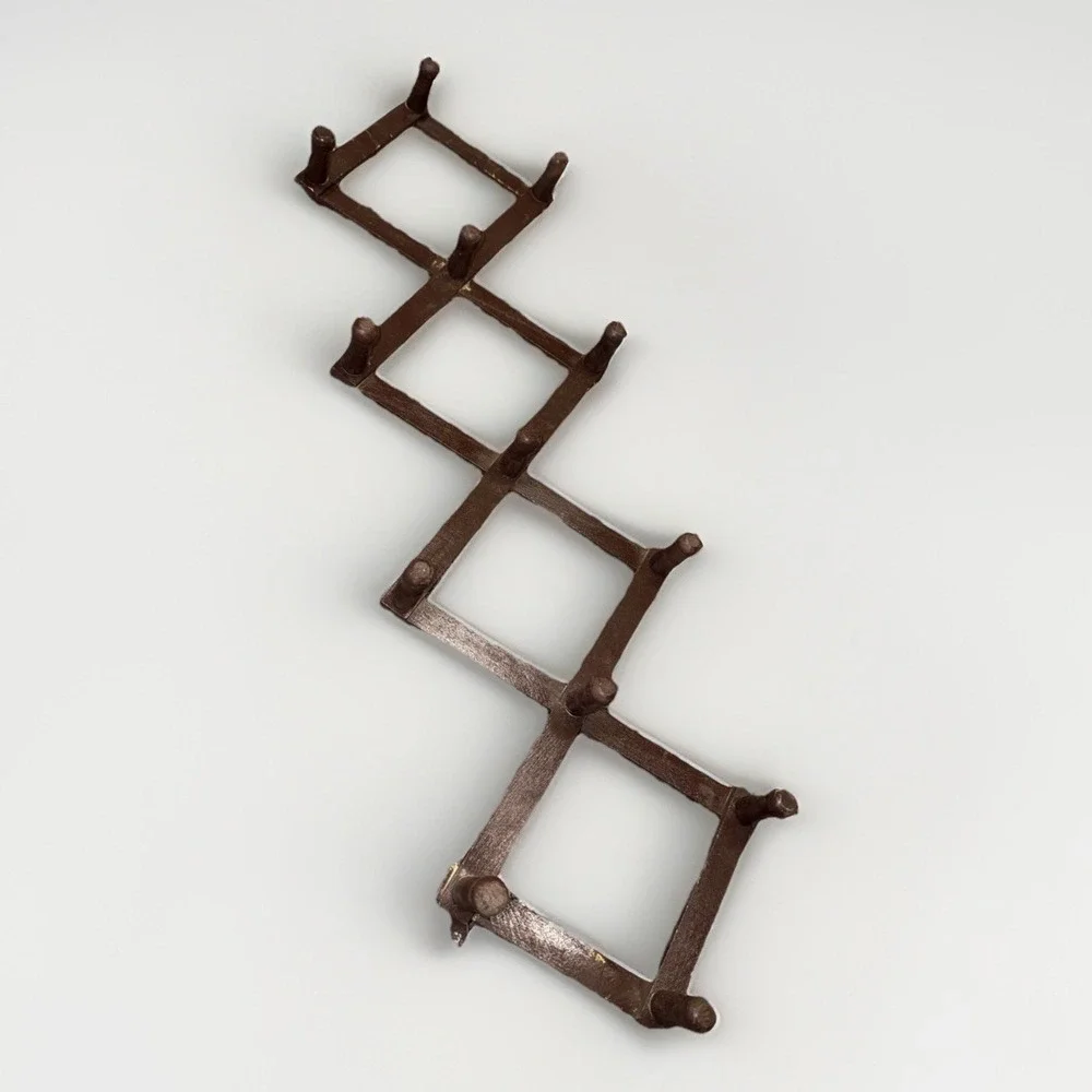 Vintage wood accordian expandable 13 wall hooks rack hanger Made In Tawain
